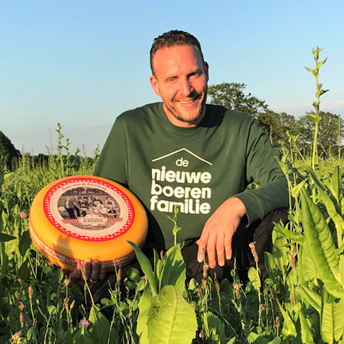 Met gemak 12,5 ton droge stof van NutriHerb-weide